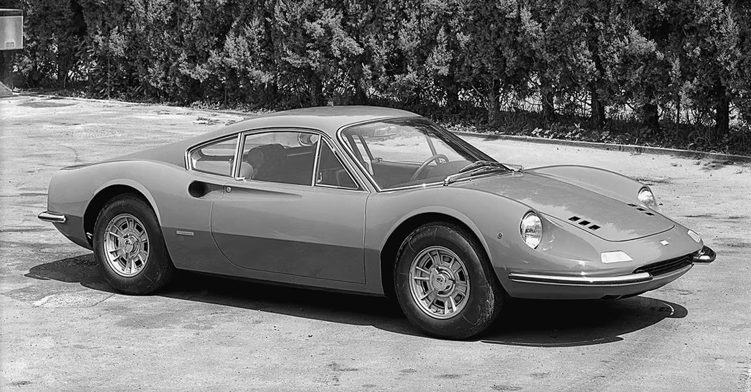 296 よりにもよってDINOかい。 - イタリア車・フランス車のことなら